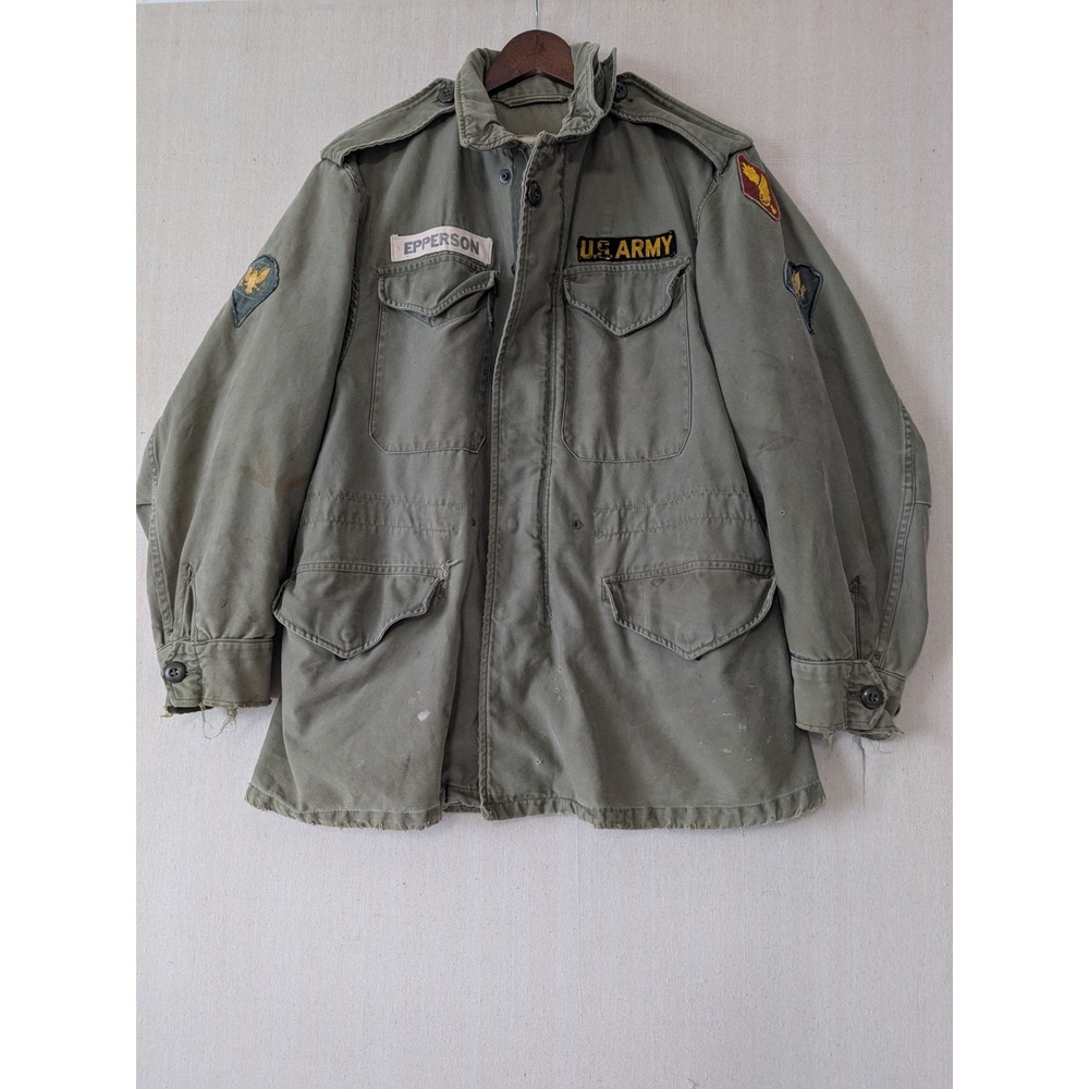 Vintage 1960s US Army M-1951 Field Jacket SP4 Ordinance Patch Small Short Green